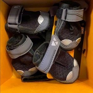 Ruffwear Grip Trex Dog Boots (Plus Socks)